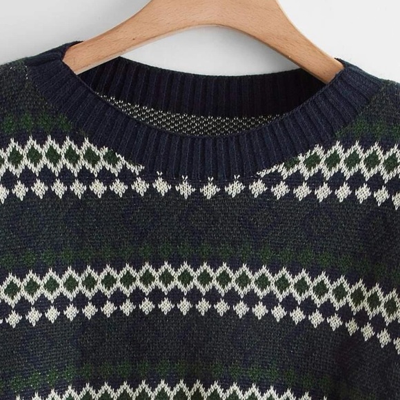 Drop Shoulder Argyle Pattern Sweater - Picture 3 of 5